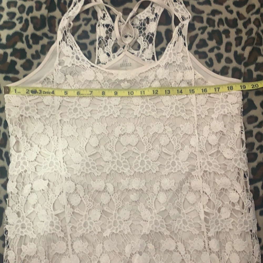 Lauren Conrad sleeveless crochet lace dress - Picture 10 of 10